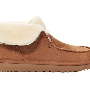UGG Diara Suede Boot